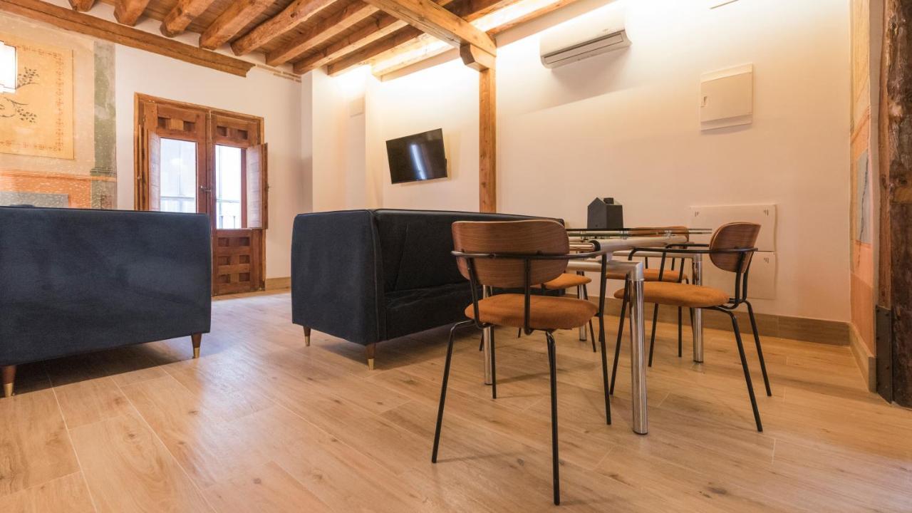 Apartamentos Boutique Pinocho Toledo Eksteriør bilde